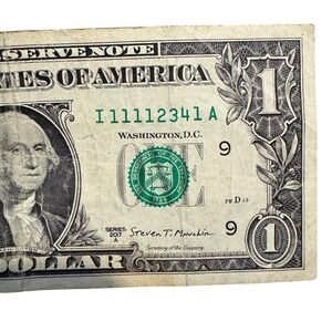 $1 Dollar Bill Fancy Serial Number 5 Of A Kind Of 1's & Small Ladder I11112341